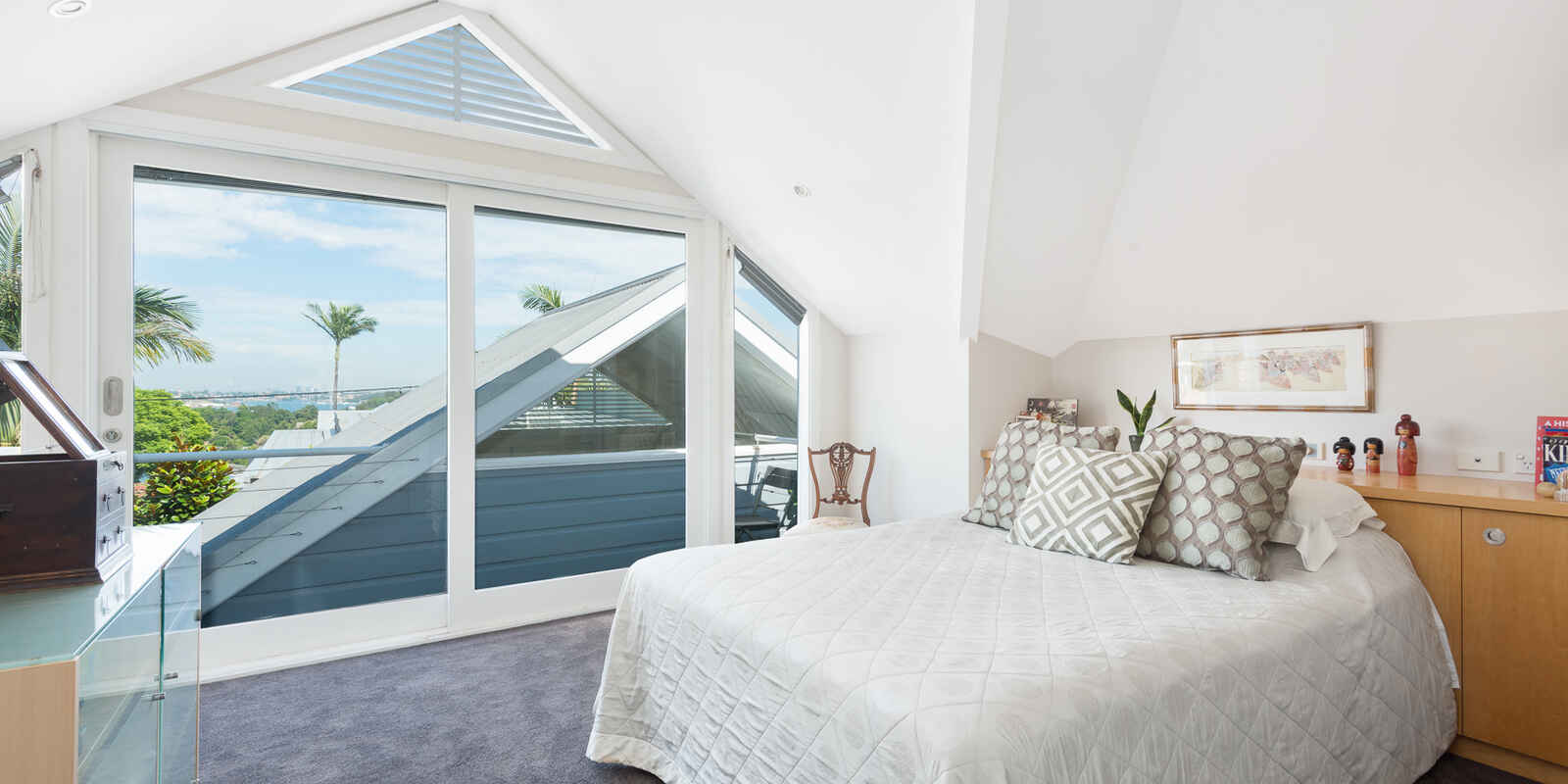 8 Webb Street McMahons Point