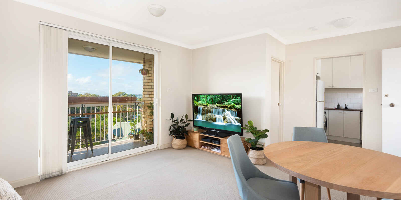 17/98 Ben Boyd Road Neutral Bay