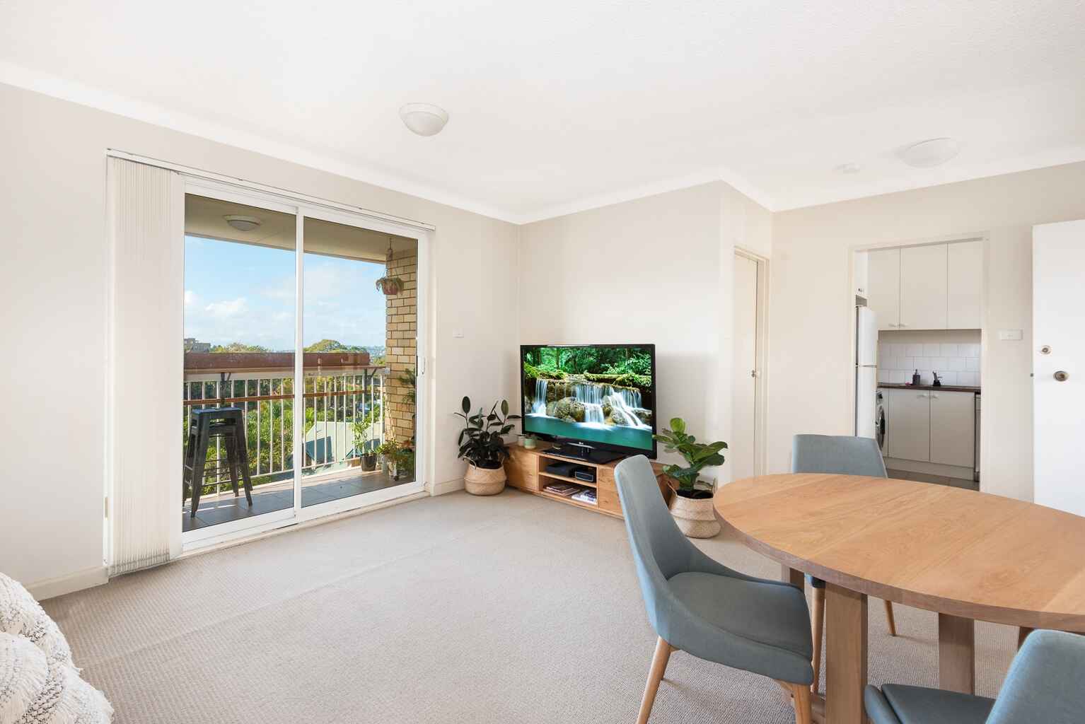 17/98 Ben Boyd Road Neutral Bay 17/98 Ben Boyd Road Neutral Bay