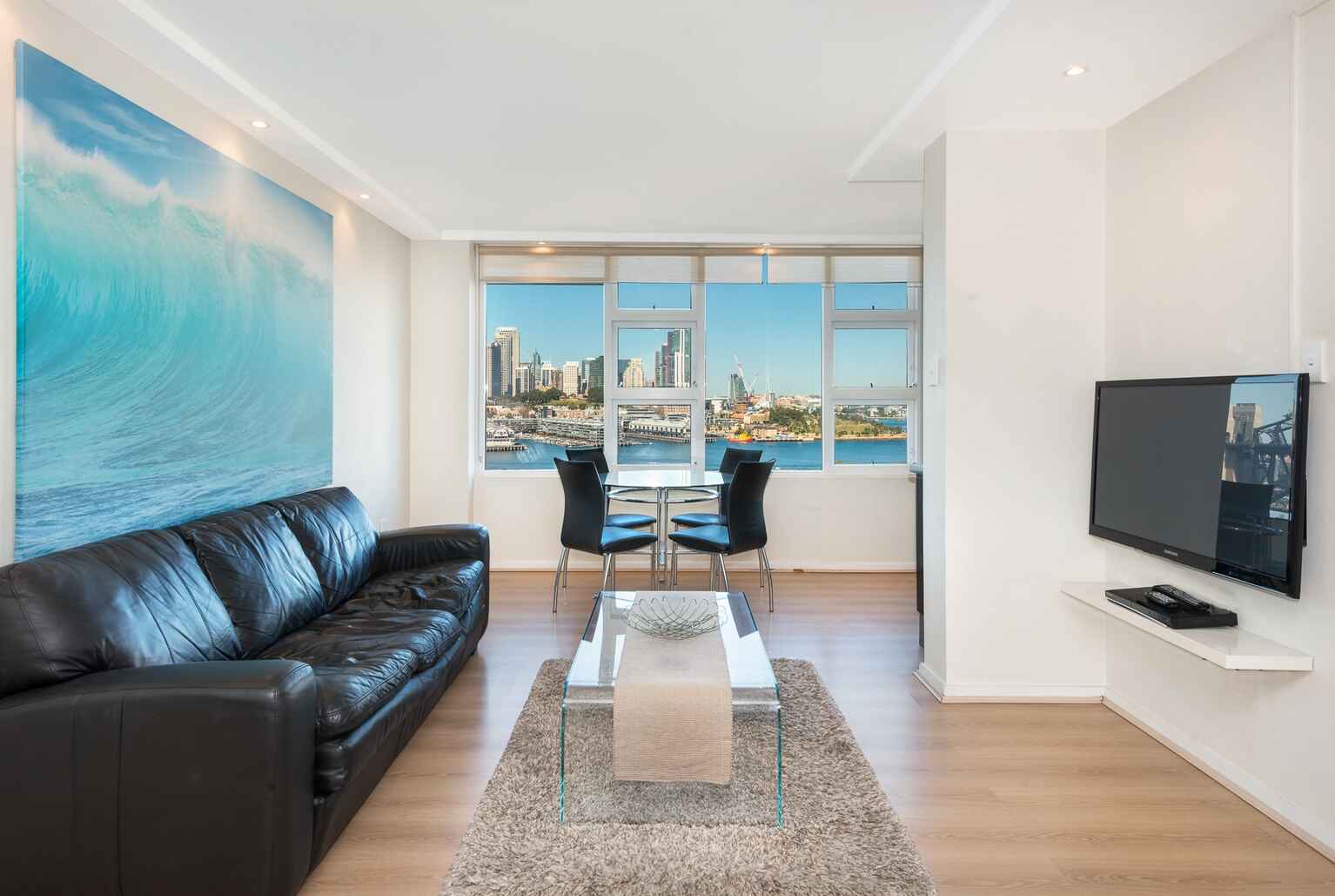 73/2-4  East Crescent Street McMahons Point