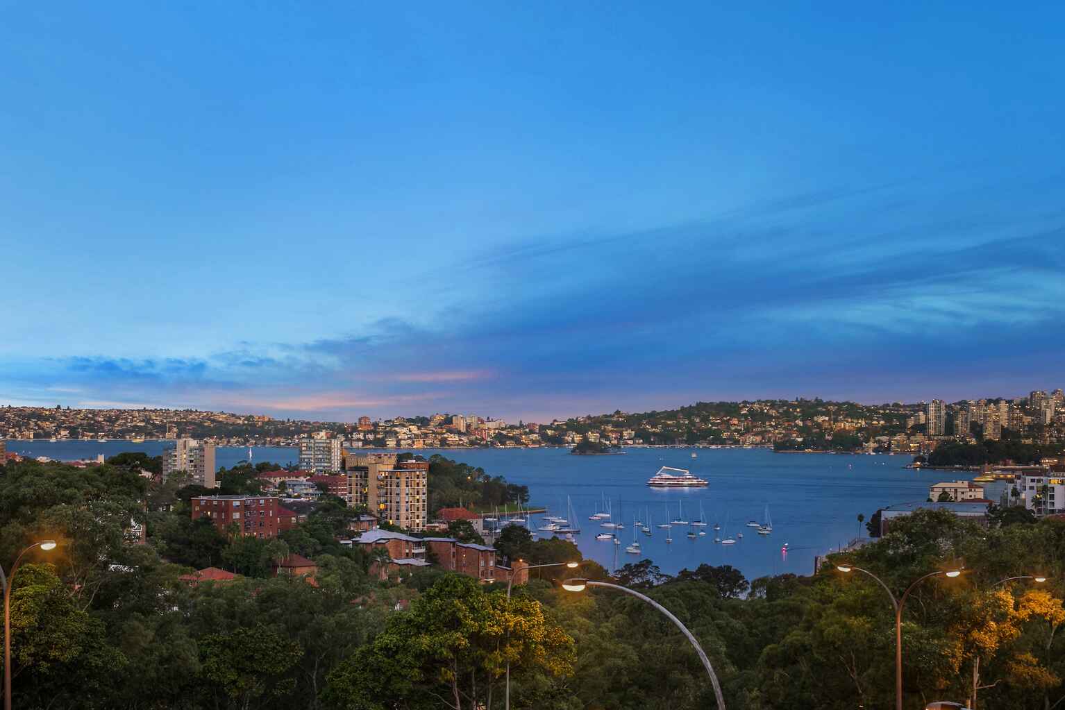 12/16 Hampden Street North Sydney