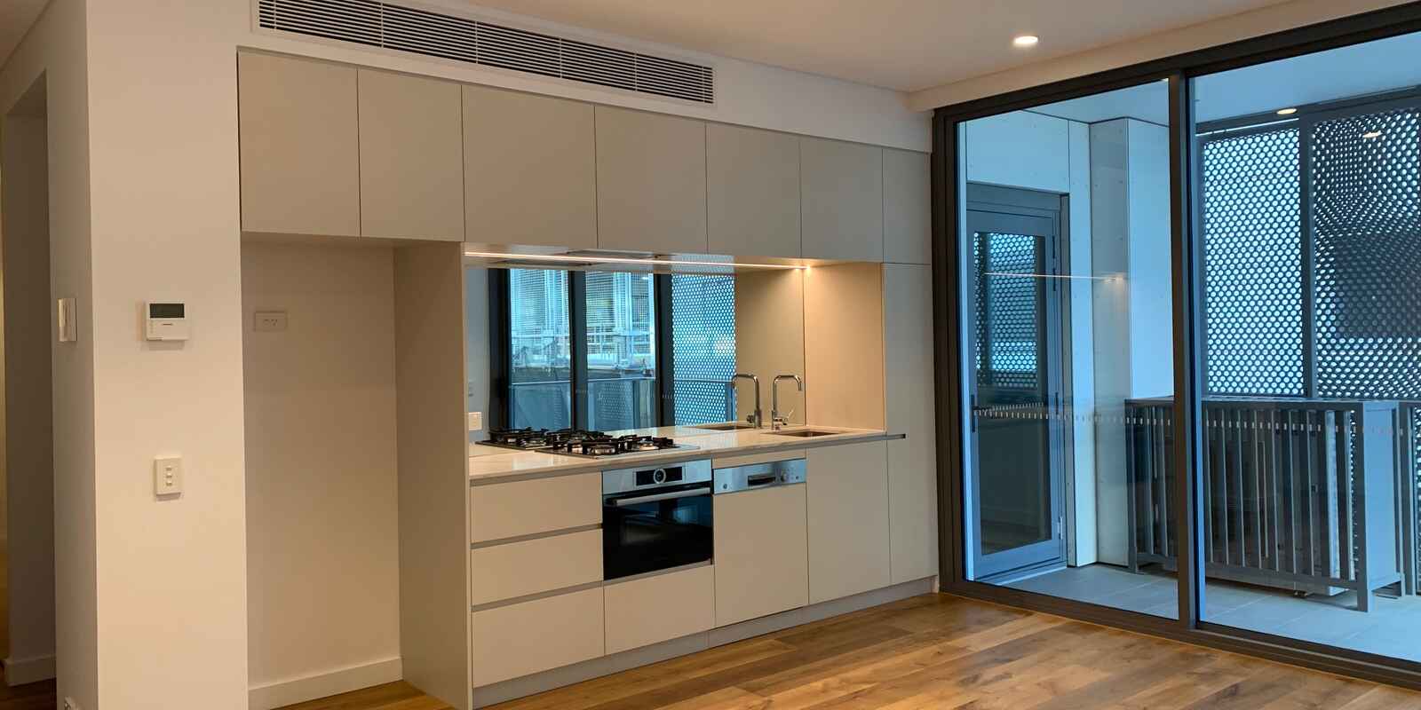 1309/221 Miller Street North Sydney
