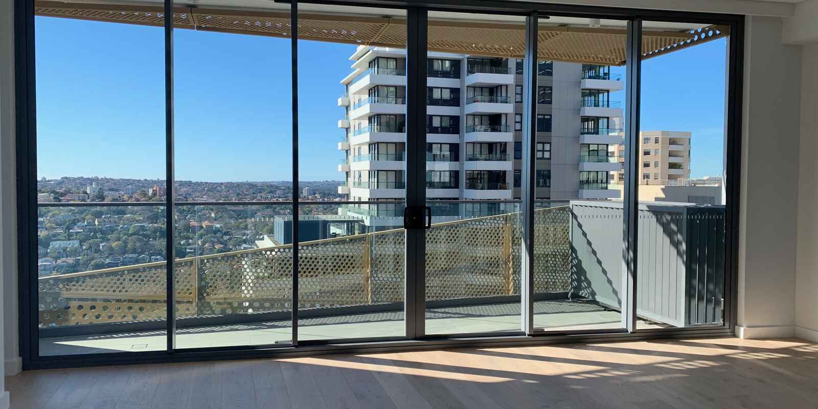 1106/221 Miller Street North Sydney