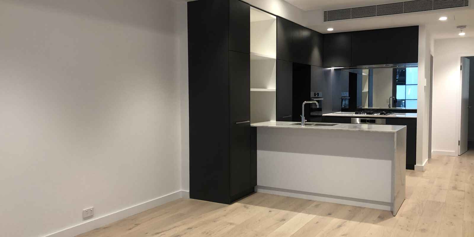 915/221 Miller Street North Sydney