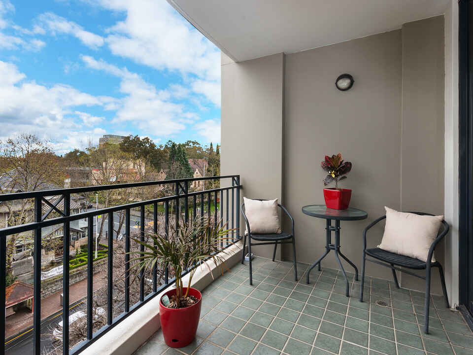 50/237 Miller Street North Sydney