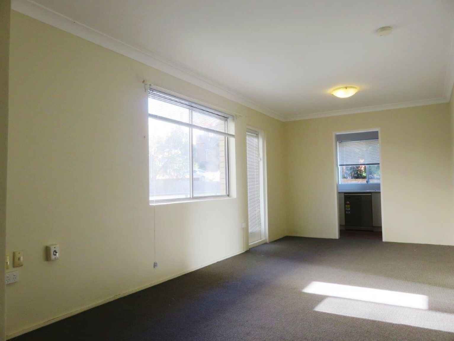 4/11 Edward Street   Ryde