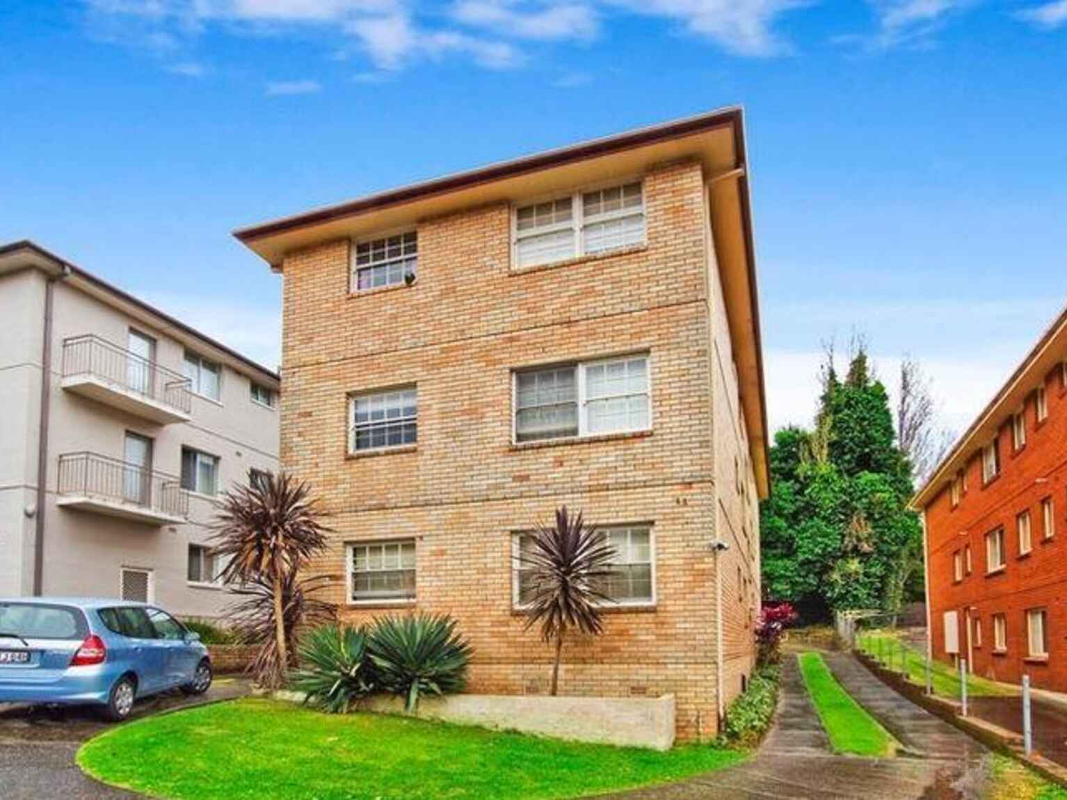 4/11 Edward Street   Ryde