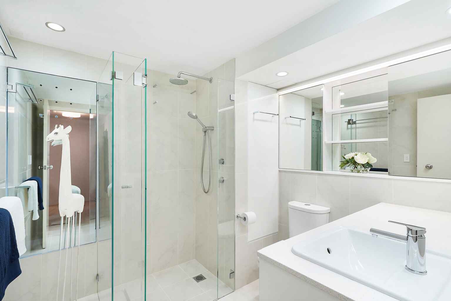 12/16 Hampden Street North Sydney