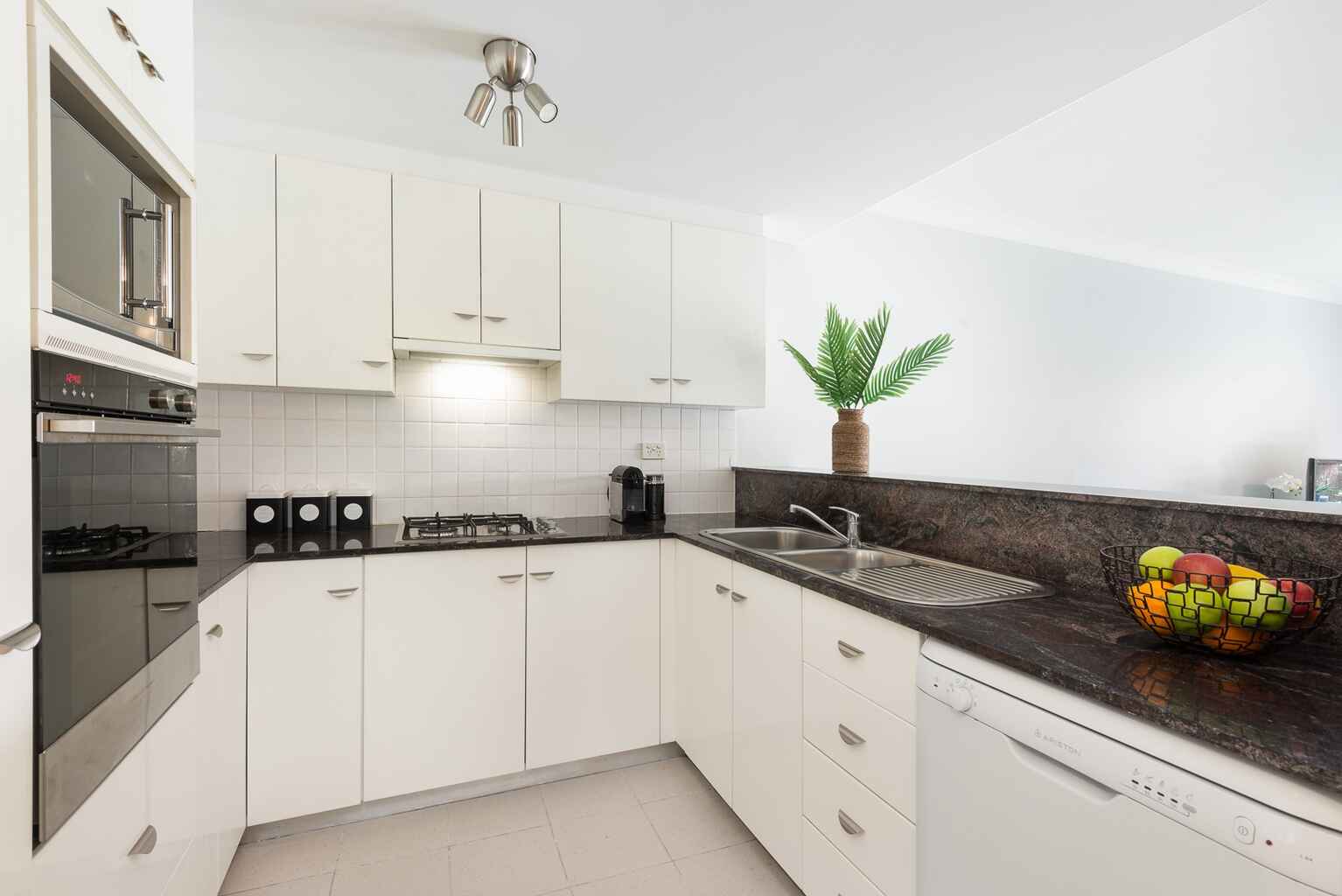 G09/28 West Street North Sydney