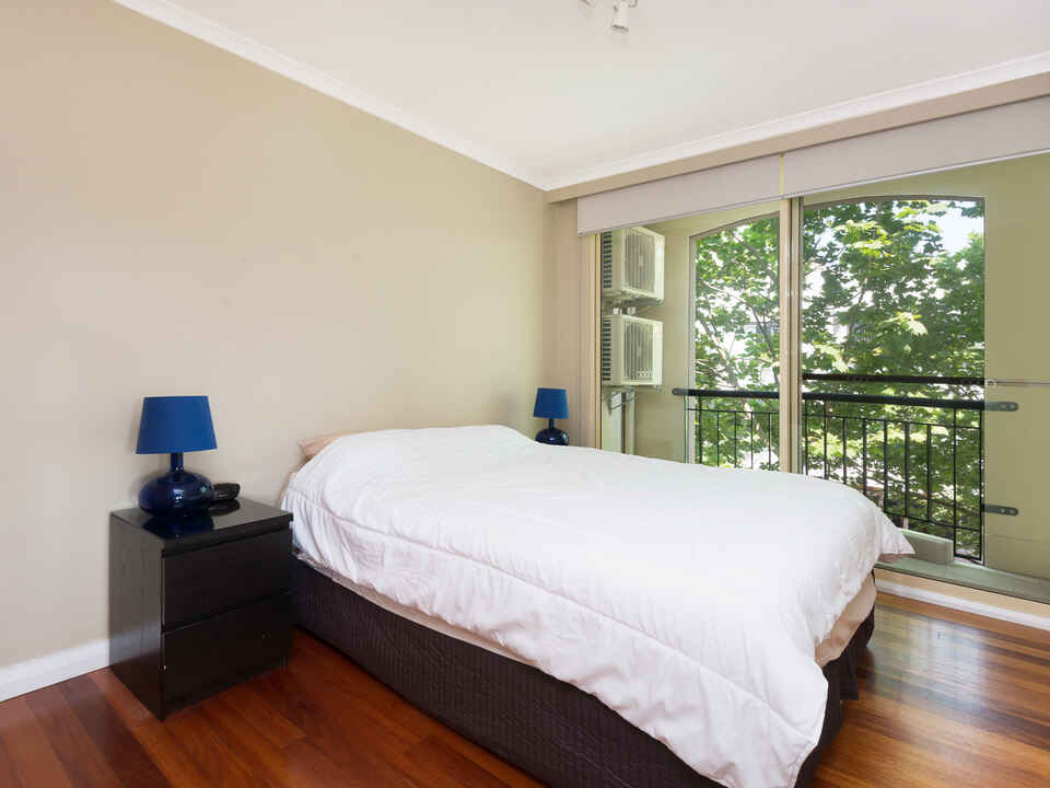 27/19A Young Street   Neutral Bay