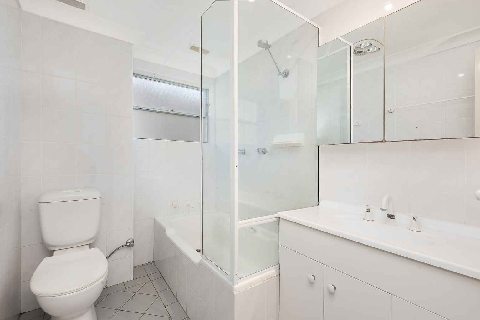 2/20 Rocklands Road Wollstonecraft