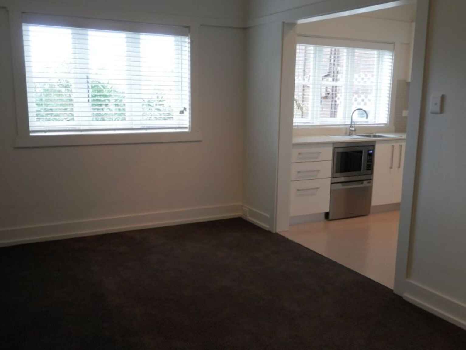 2/27 Lavender Crescent Milsons Point