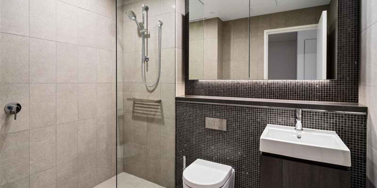 218/225 Pacific Highway   North Sydney