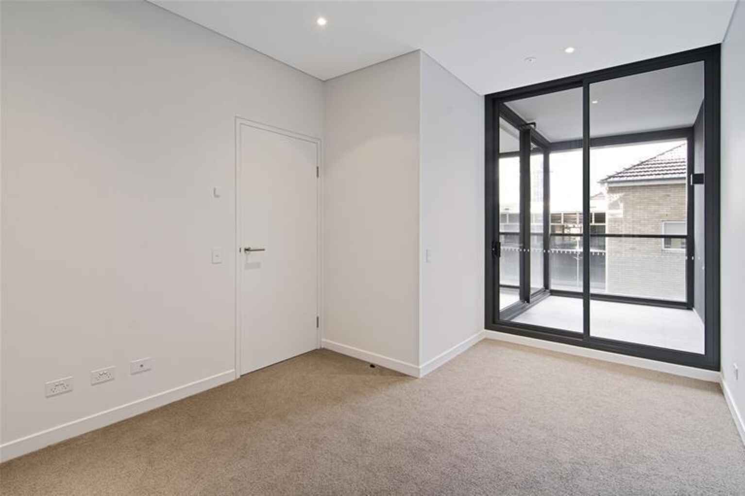 218/225 Pacific Highway   North Sydney