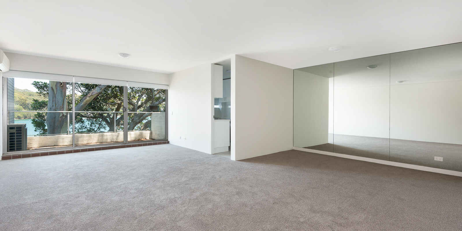 16/8 Munro Street McMahons Point 16/8 Munro Street McMahons Point