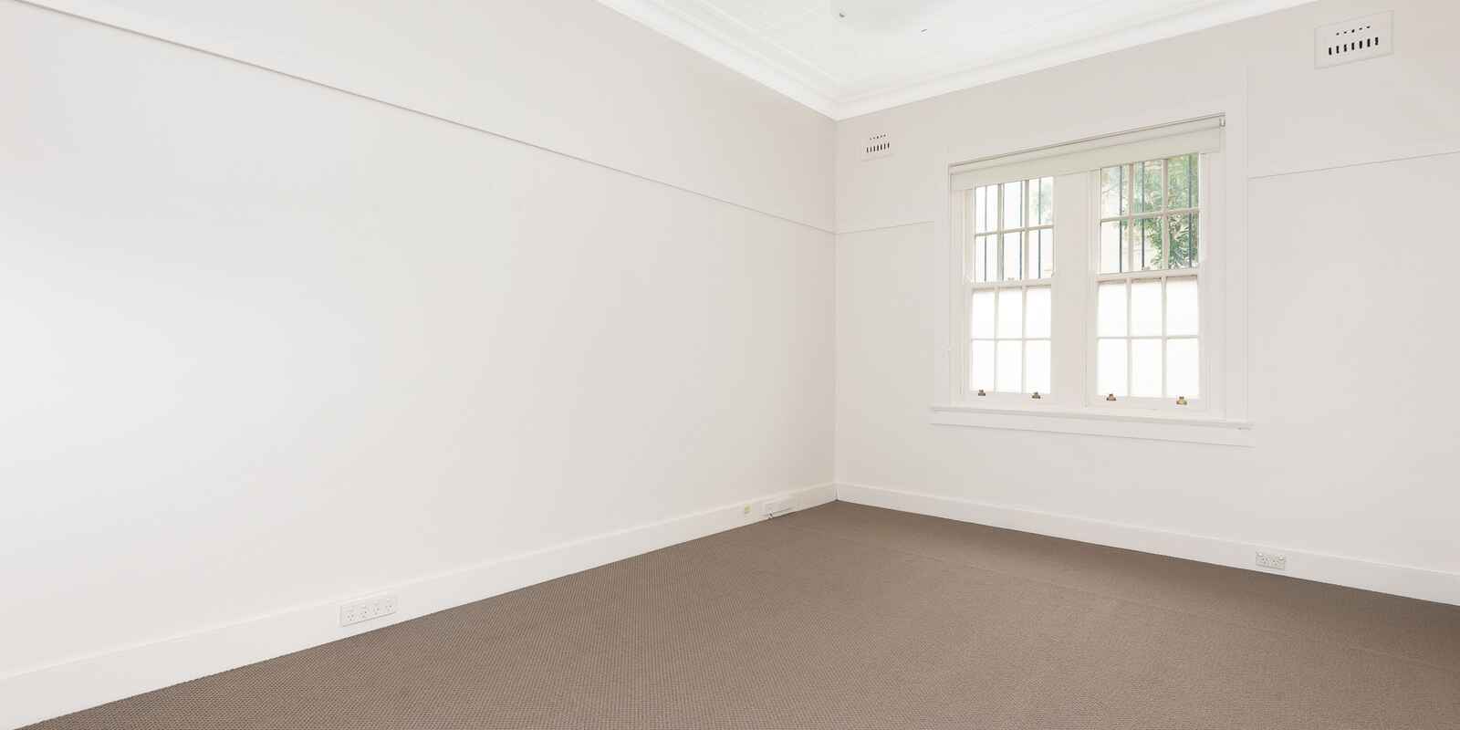 2/16 Whaling Road North Sydney