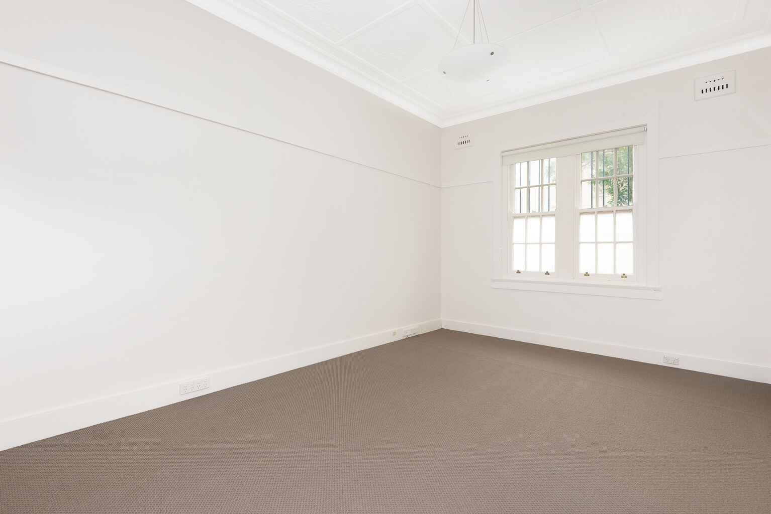 2/16 Whaling Road North Sydney