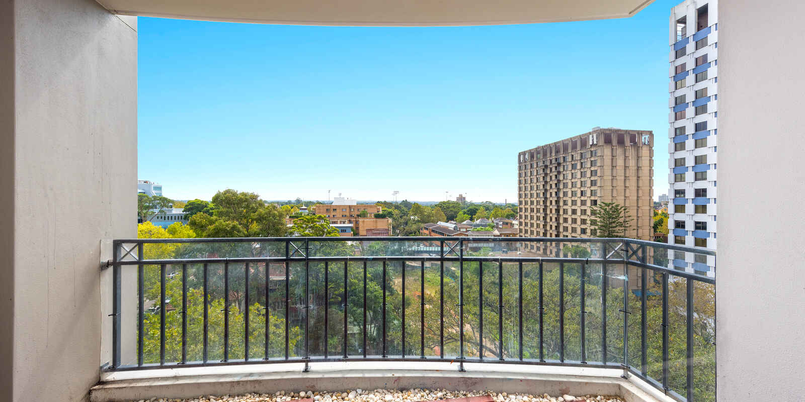 65/237 Miller Street North Sydney