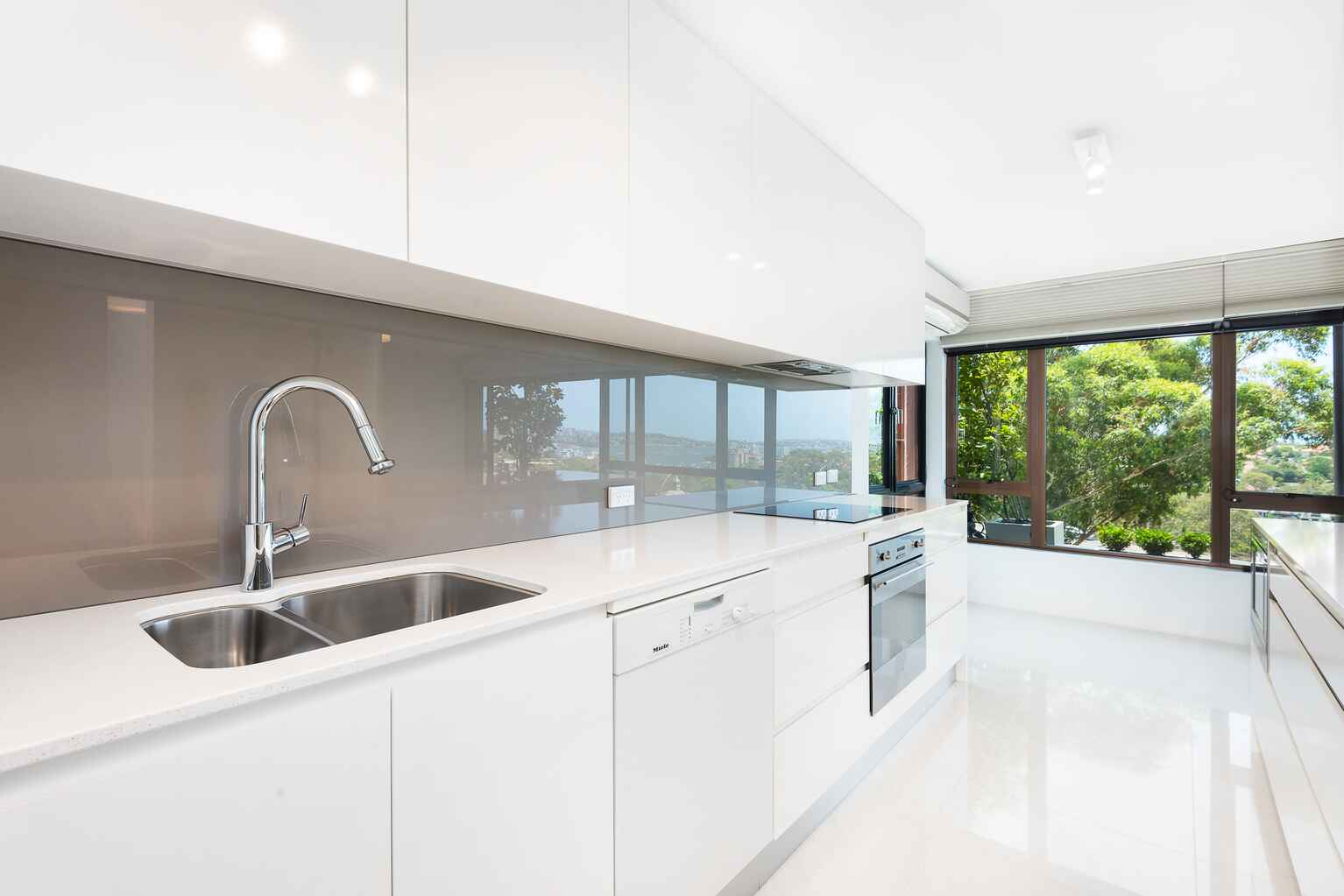 12/16 Hampden Street North Sydney