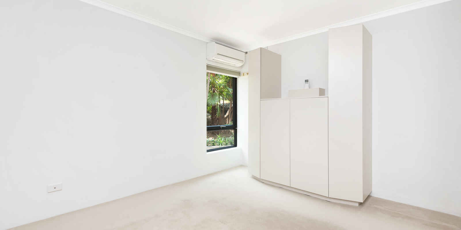 12/16 Hampden Street North Sydney