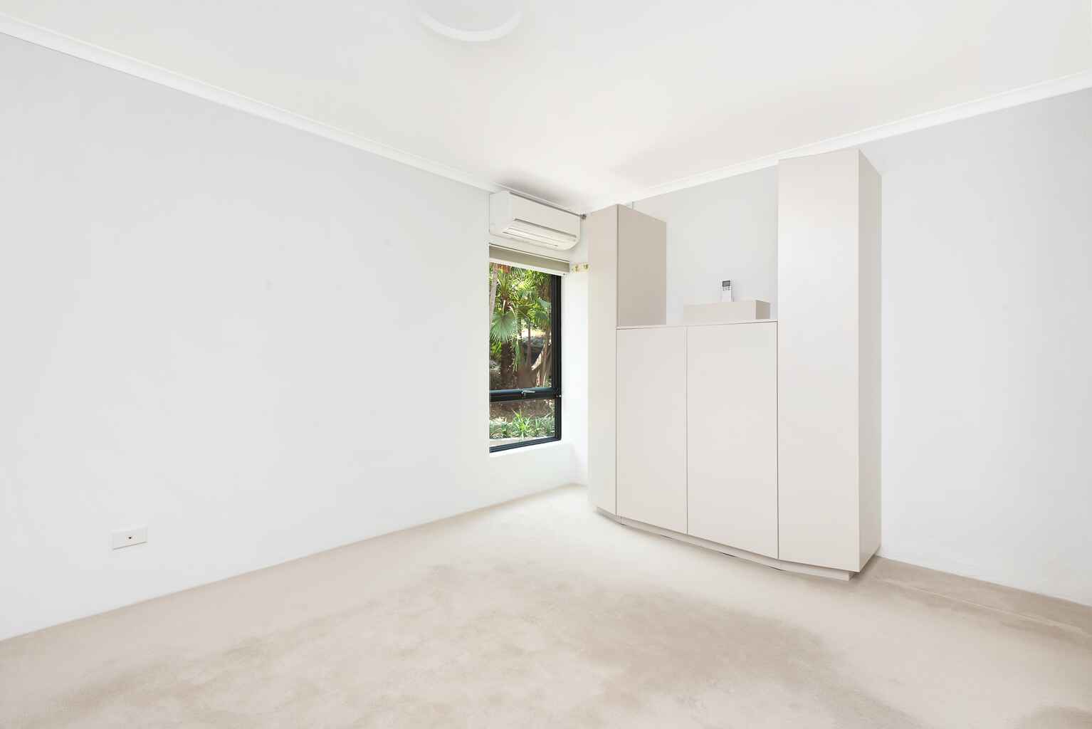 12/16 Hampden Street North Sydney