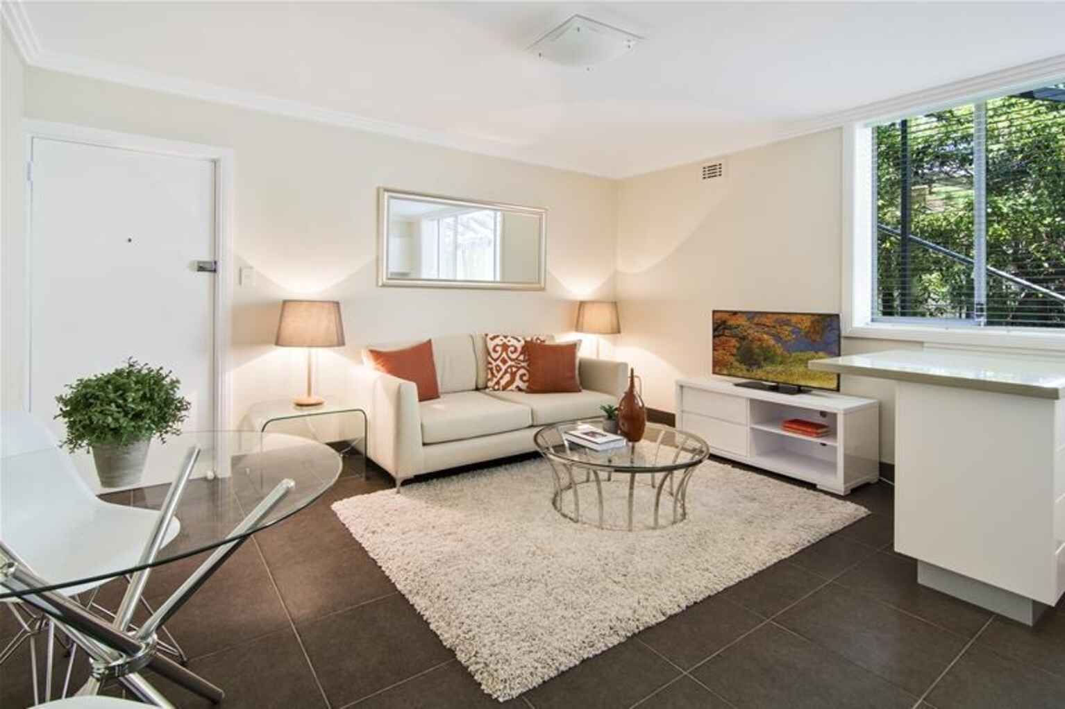 2/27B Elamang Avenue Kirribilli