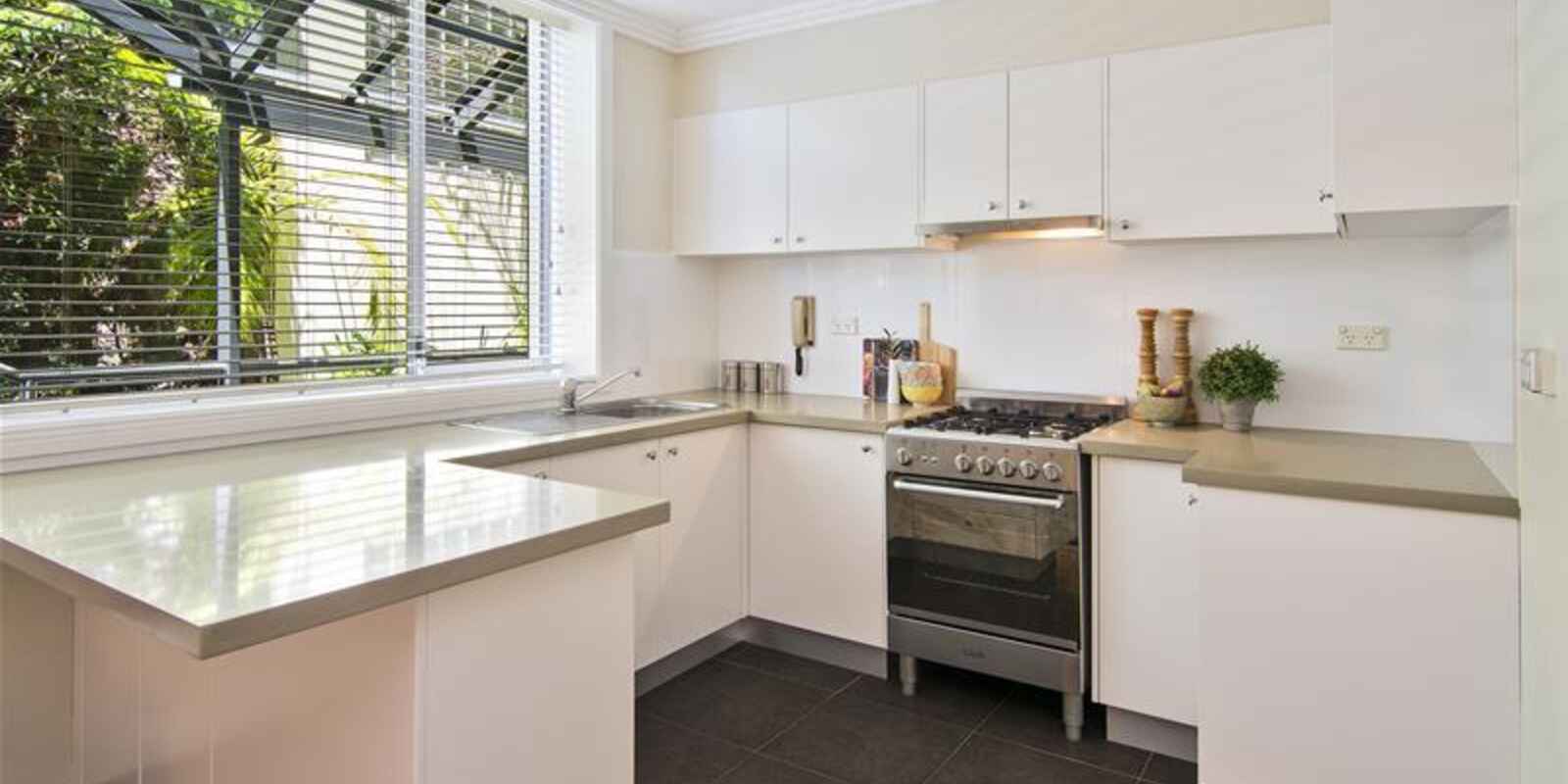 2/27B Elamang Avenue Kirribilli 2/27B Elamang Avenue Kirribilli