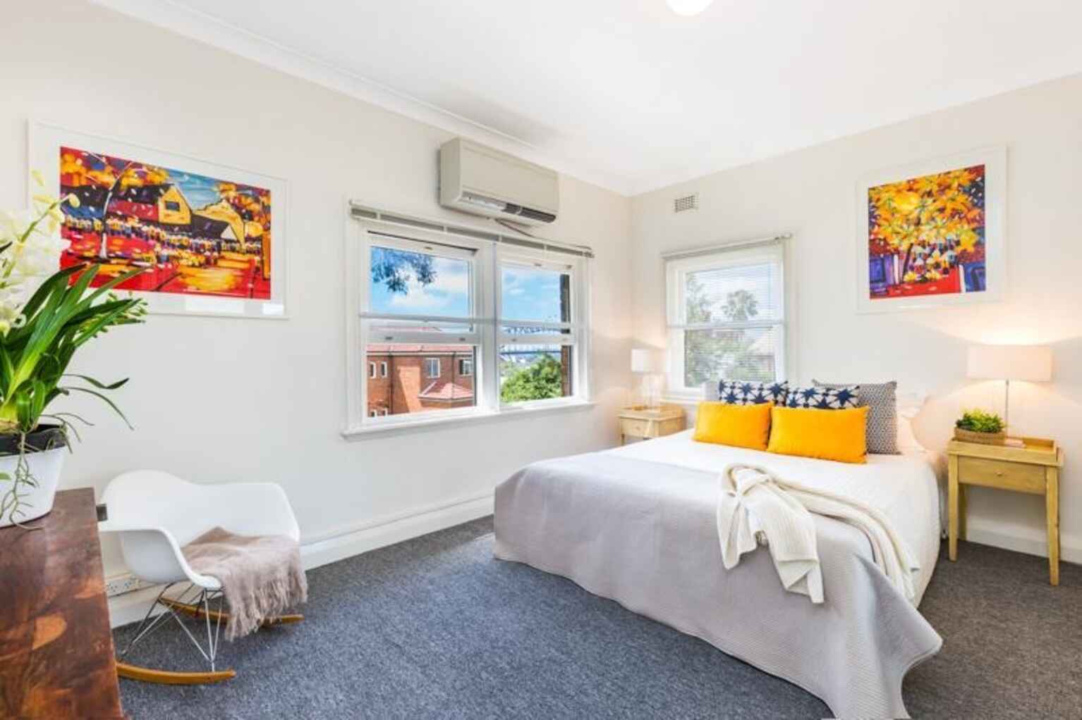 4/214 Blues Point Road McMahons Point