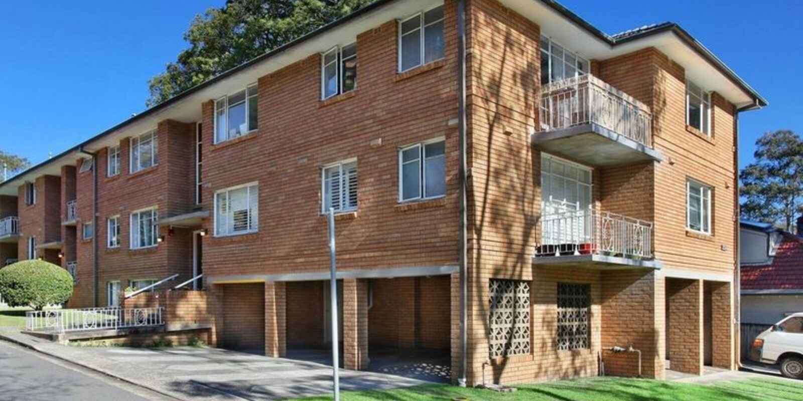 4/231 Ernest Street Cammeray