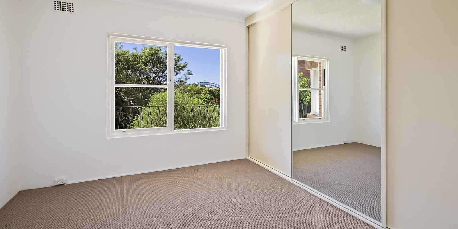 1/18-20 Woolcott Street Waverton