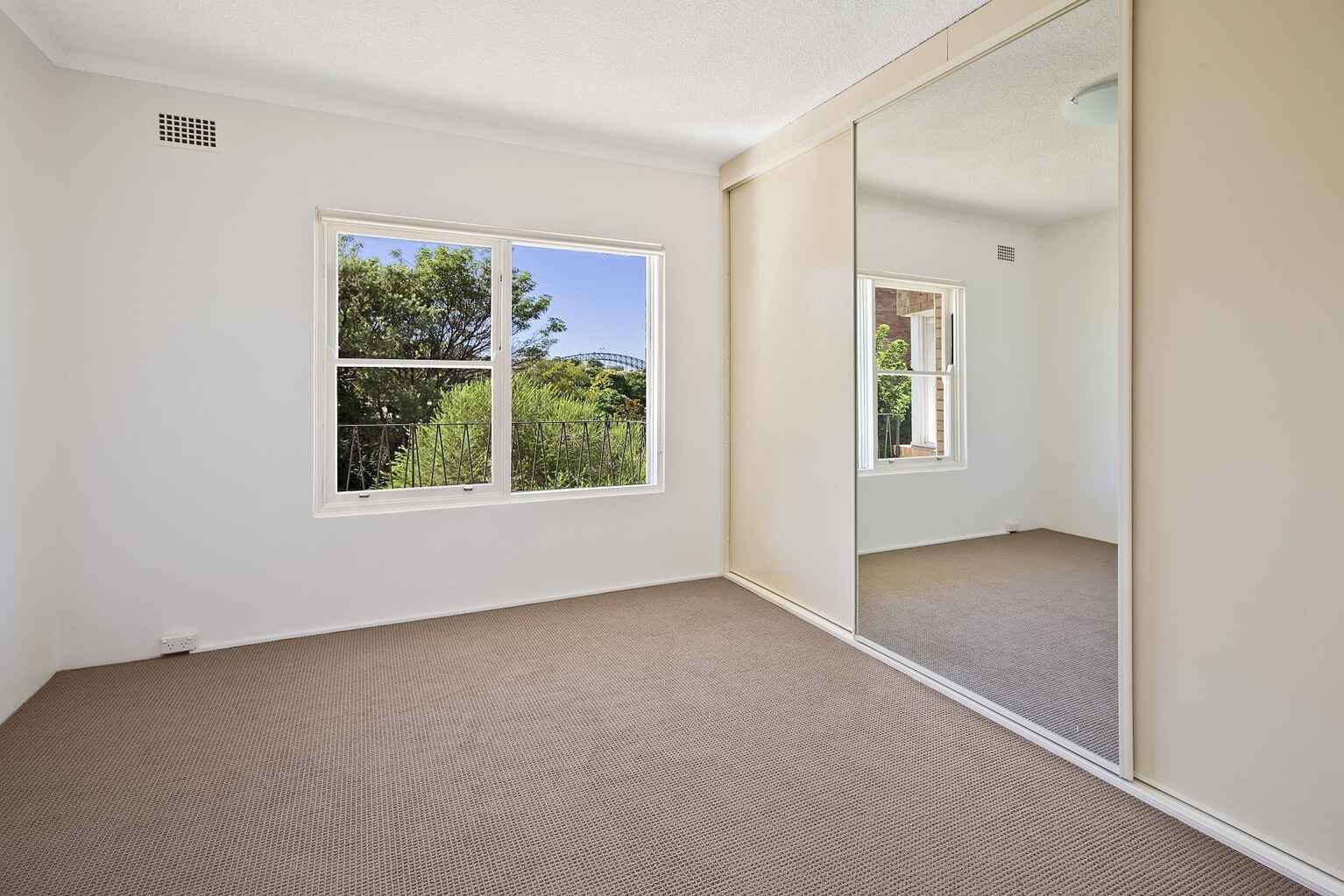 1/18-20 Woolcott Street Waverton