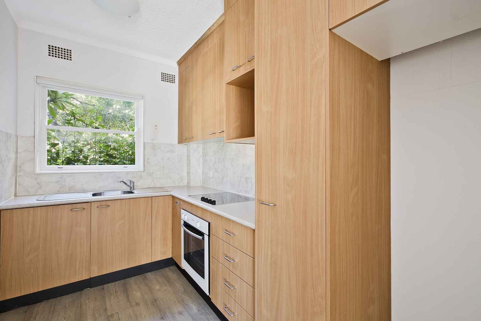 1/18-20 Woolcott Street Waverton