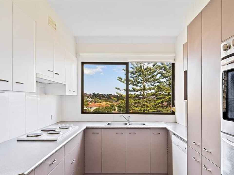 6D/139 Avenue Road  Mosman