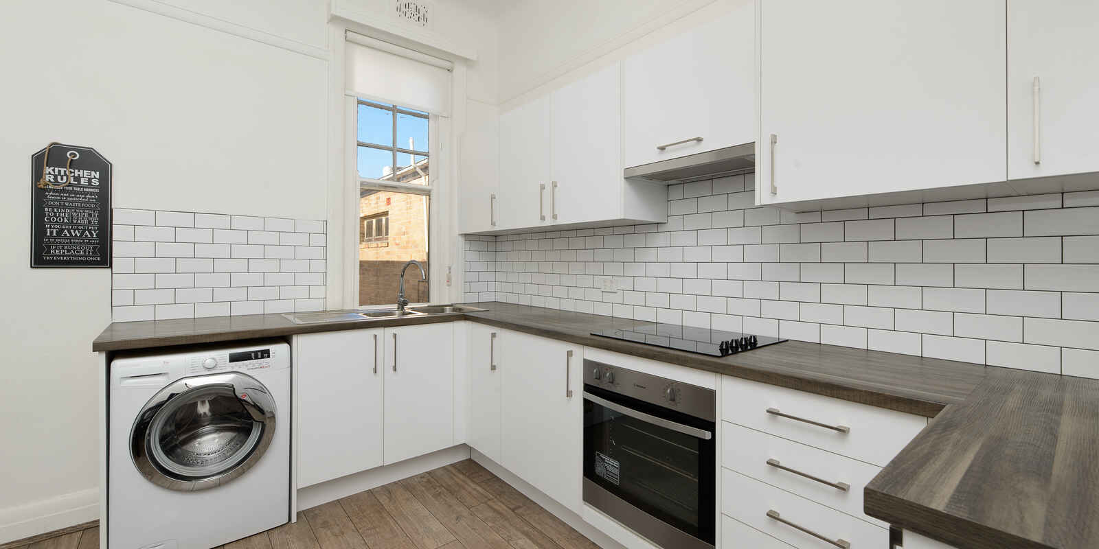 2/447 Miller  Street  Cammeray