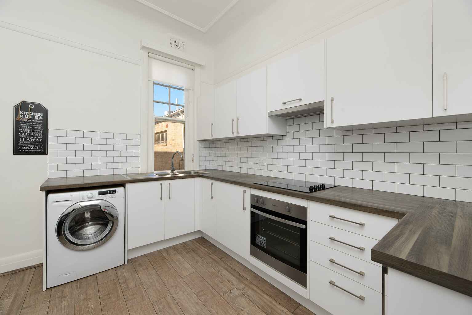 2/447 Miller  Street  Cammeray