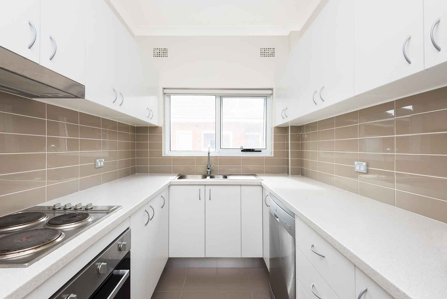 33/8-10 Milner Crescent Wollstonecraft 33/8-10 Milner Crescent Wollstonecraft