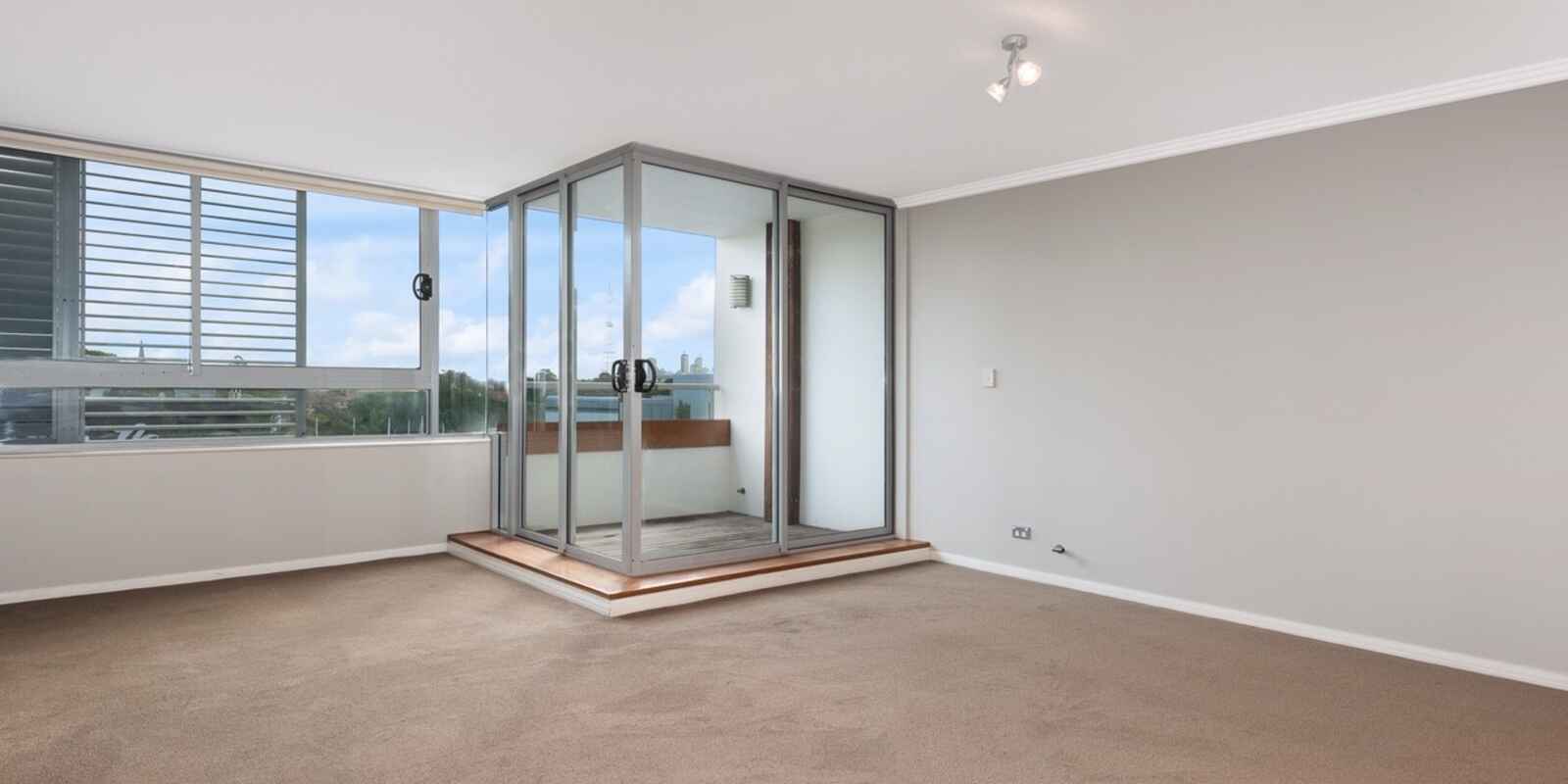15/510 Miller Street Cammeray