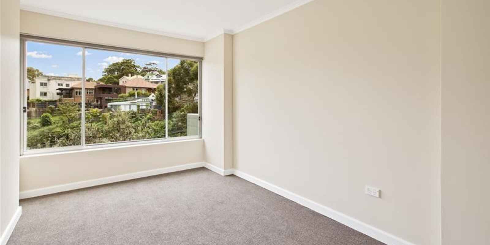 45/90 Blues Point Road McMahons Point