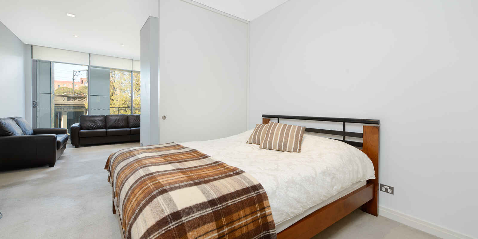 205/118 Alfred Street South Milsons Point