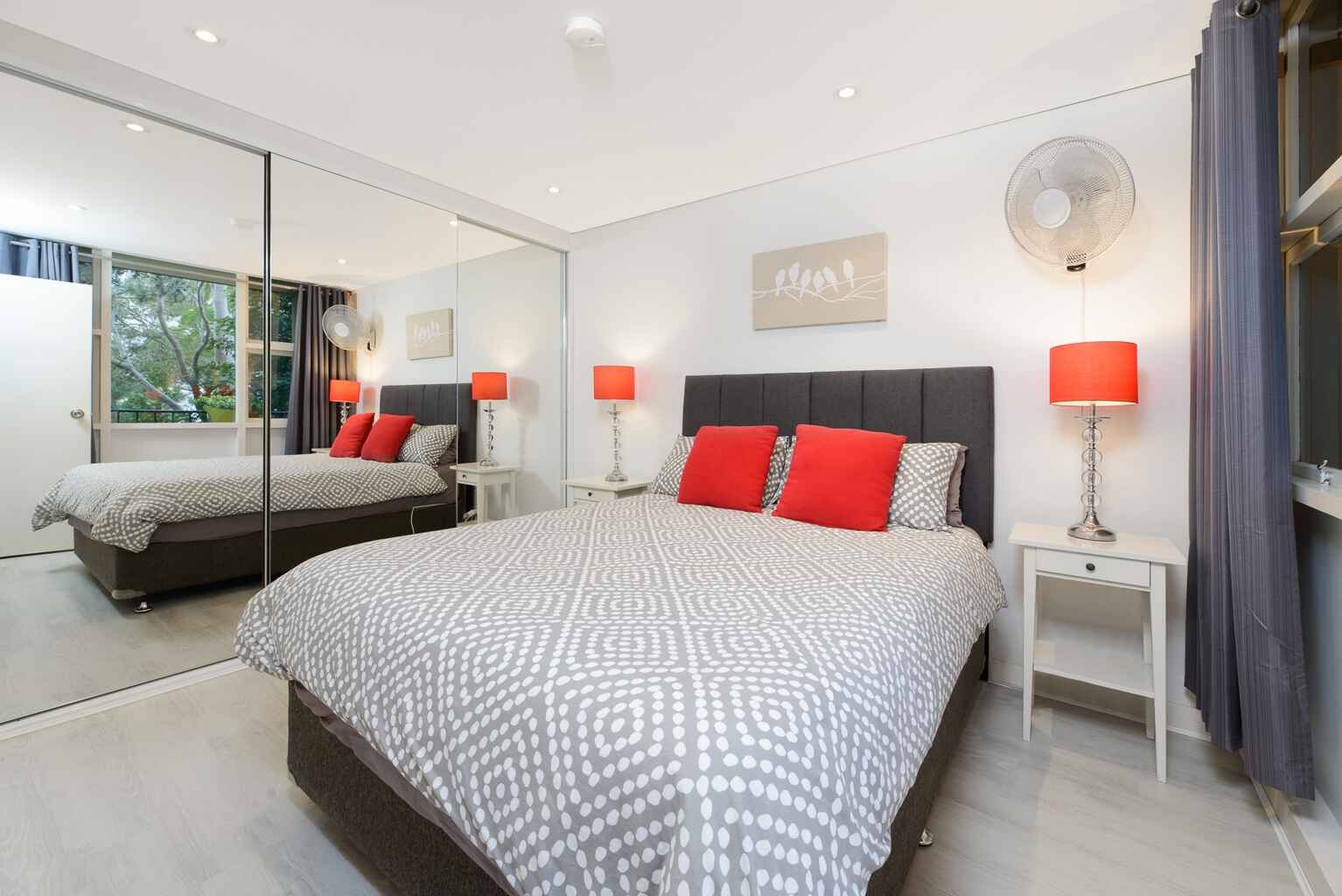 614/27 Neutral Street North Sydney 614/27 Neutral Street North Sydney