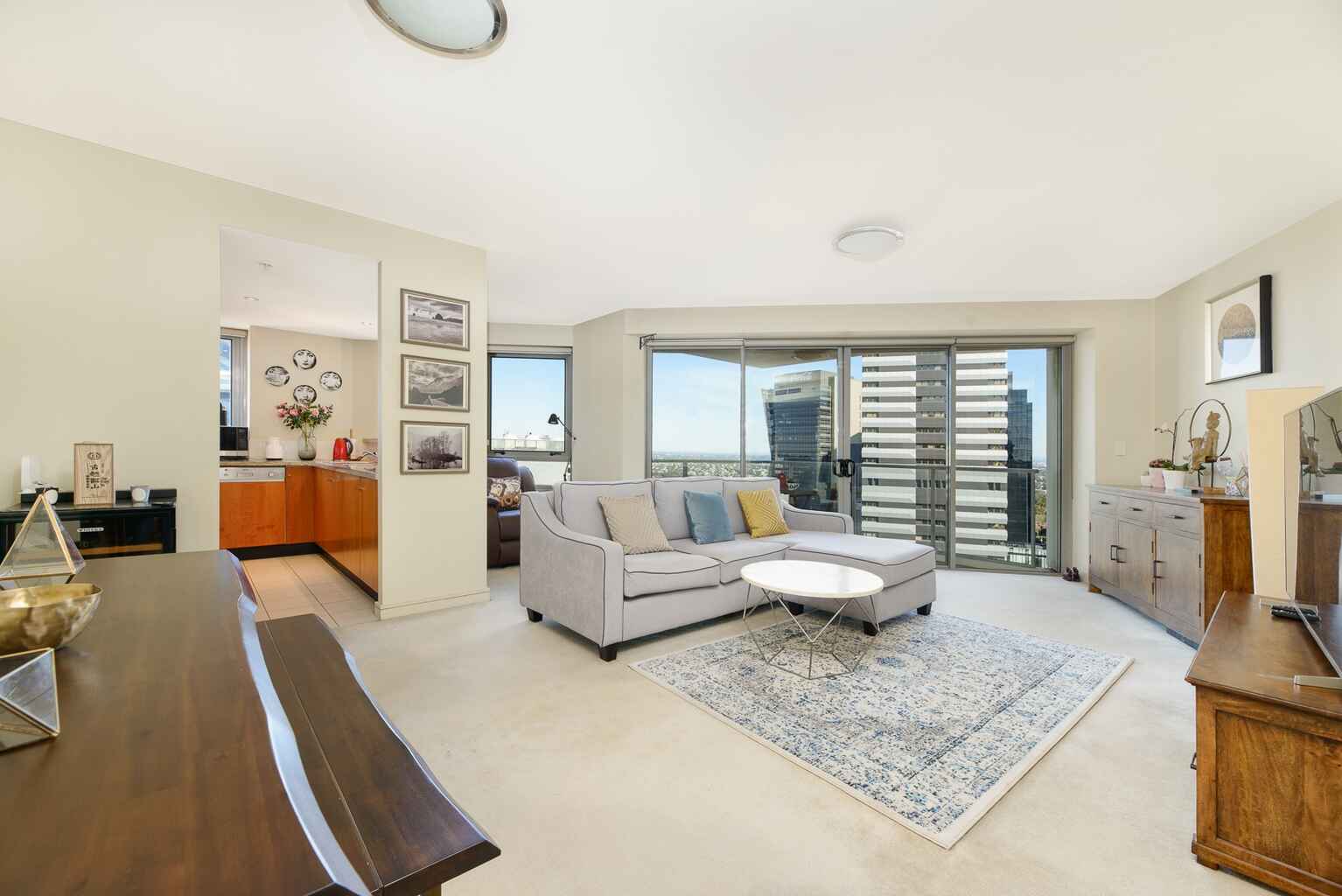 1802/79-81 Berry Street  North Sydney