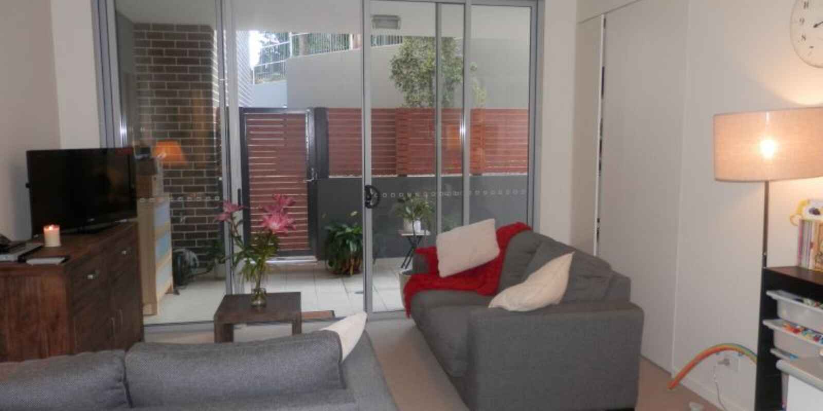 6101/1 Nield Ave Greenwich