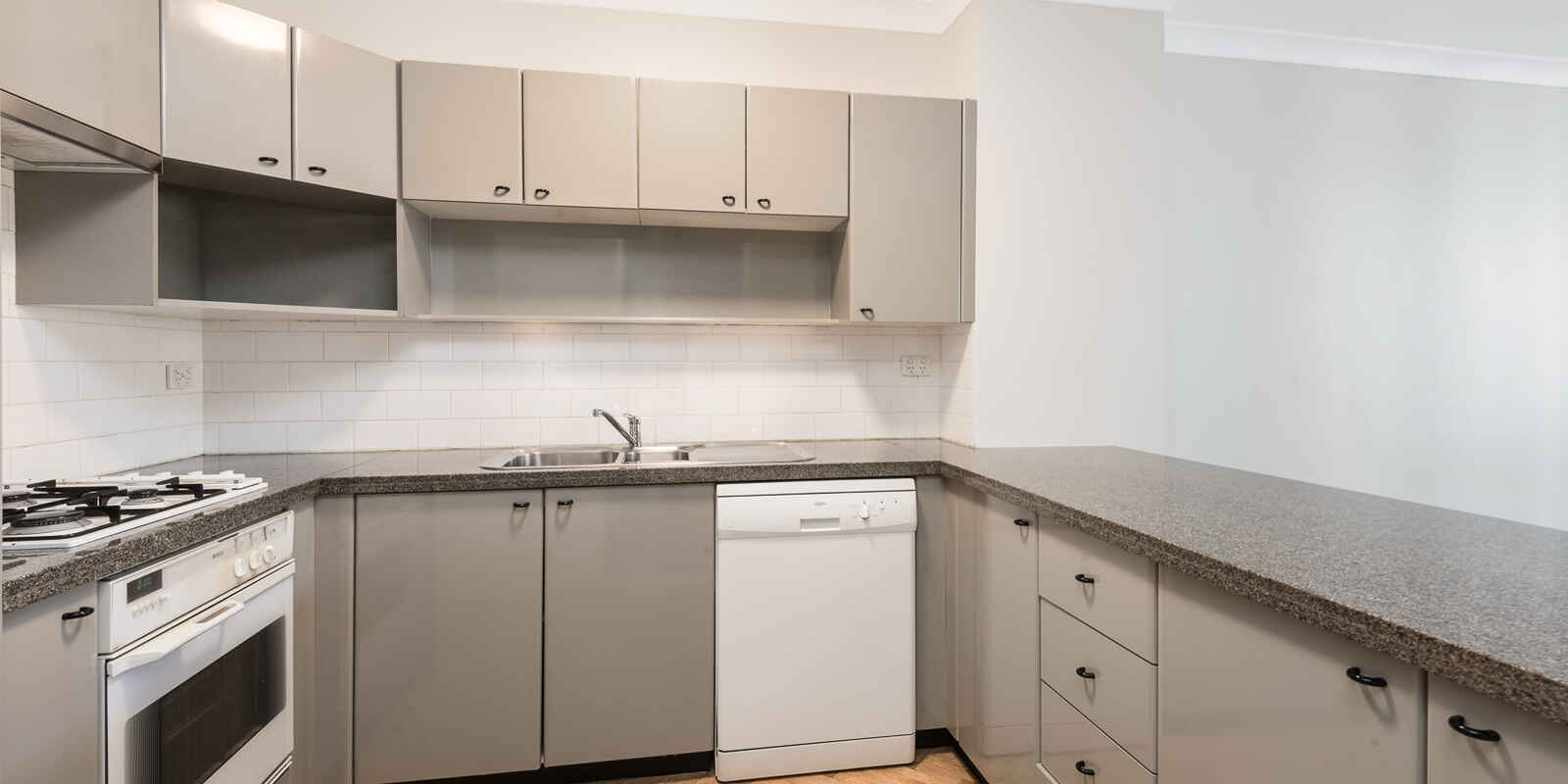 M01/37-39 McLaren Street North Sydney M01/37-39 McLaren Street North Sydney