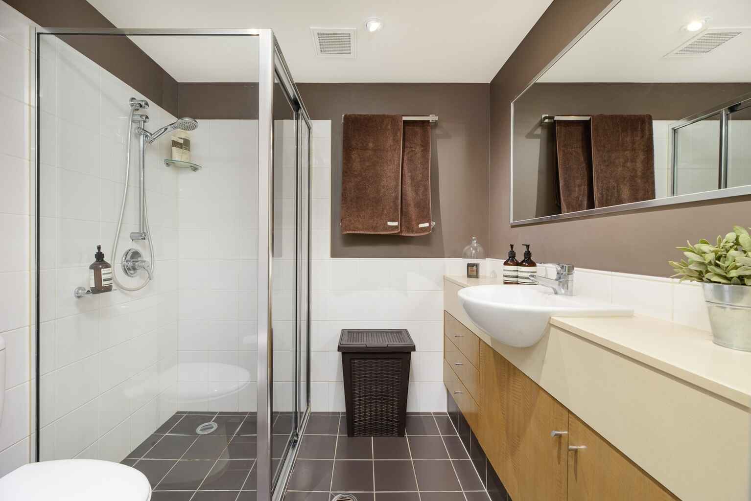 1303/79-81 Berry Street North Sydney