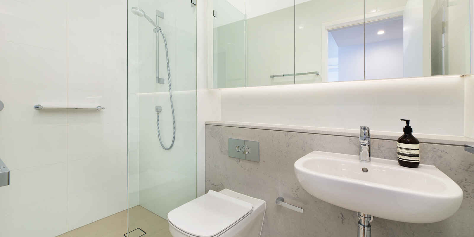 1302/229 Miller Street North Sydney 1302/229 Miller Street North Sydney