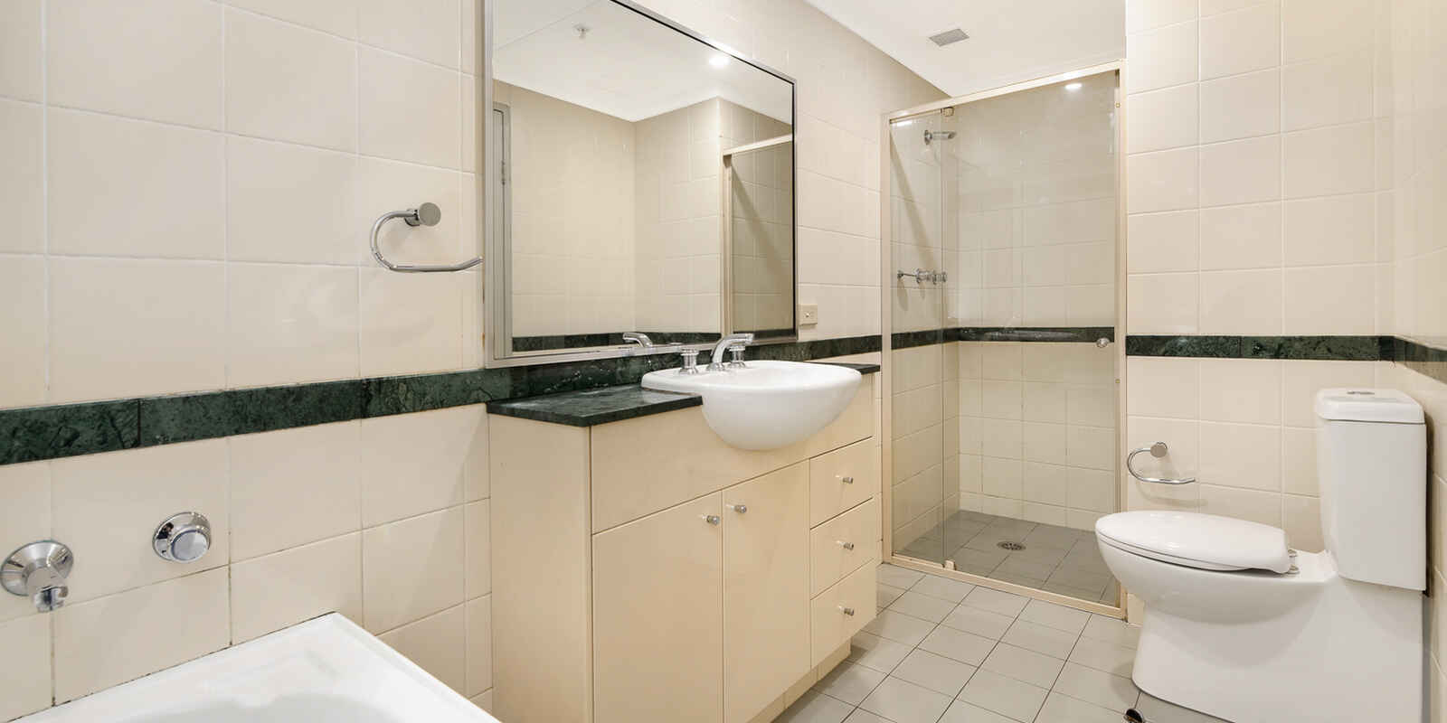 79/237 Miller Street North Sydney