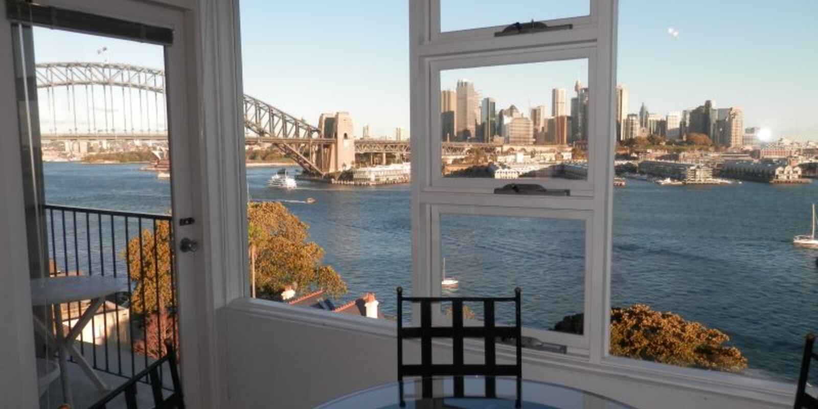 75/2 East Crescent Street  McMahons Point