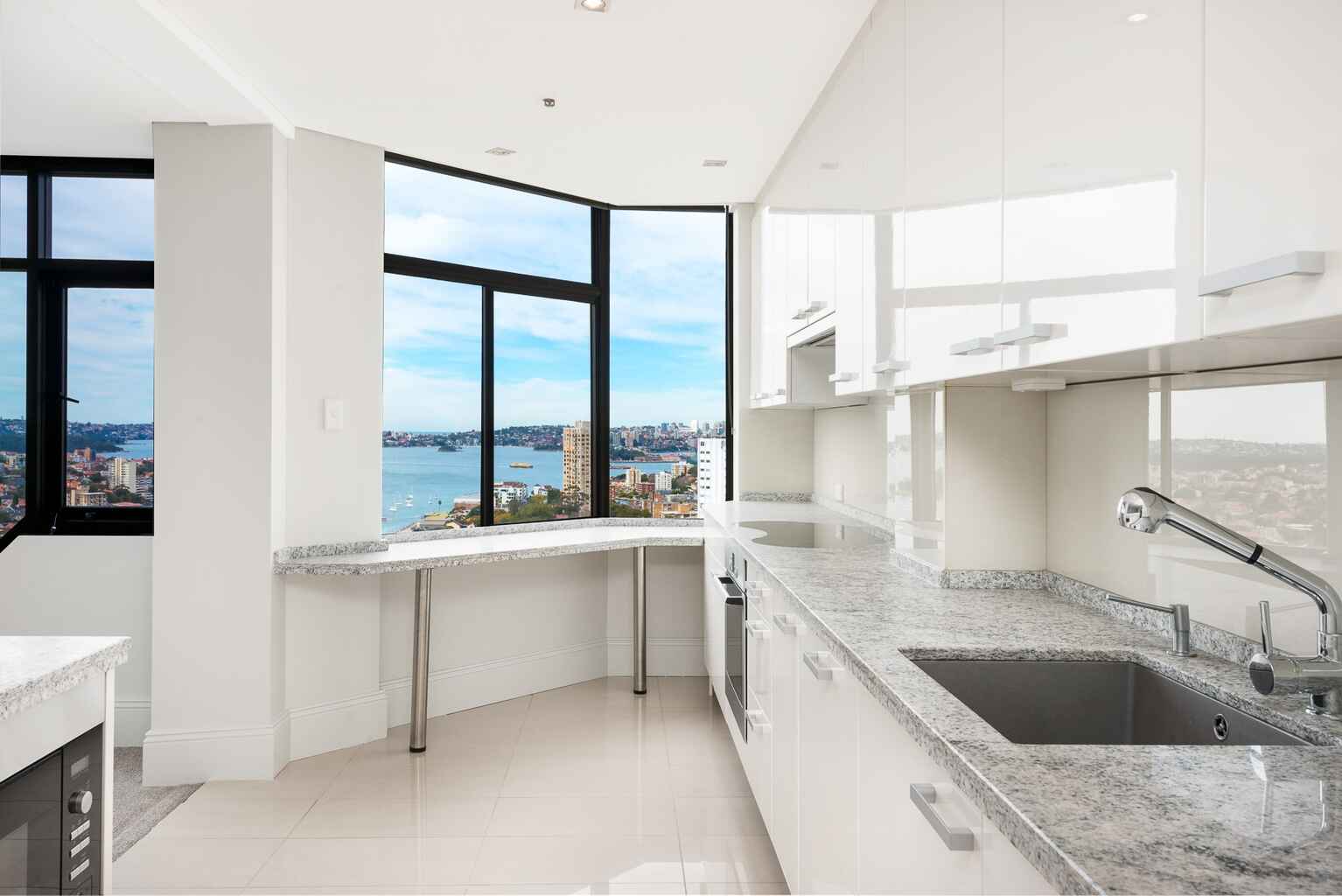 42/171 Walker Street  North Sydney