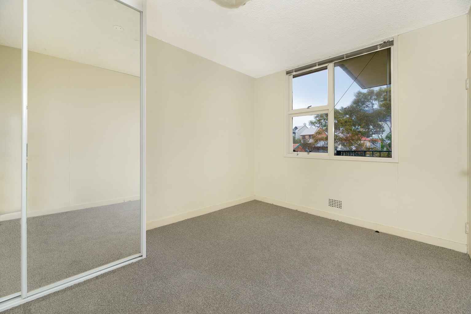 816/22 Doris Street  North Sydney