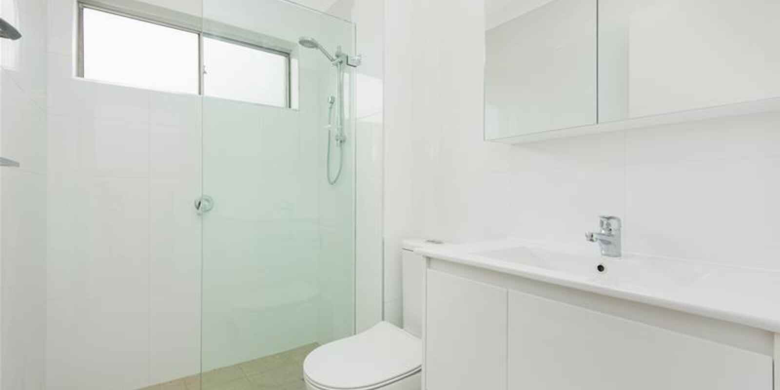 4/5 Roseville Avenue Roseville 4/5 Roseville Avenue Roseville